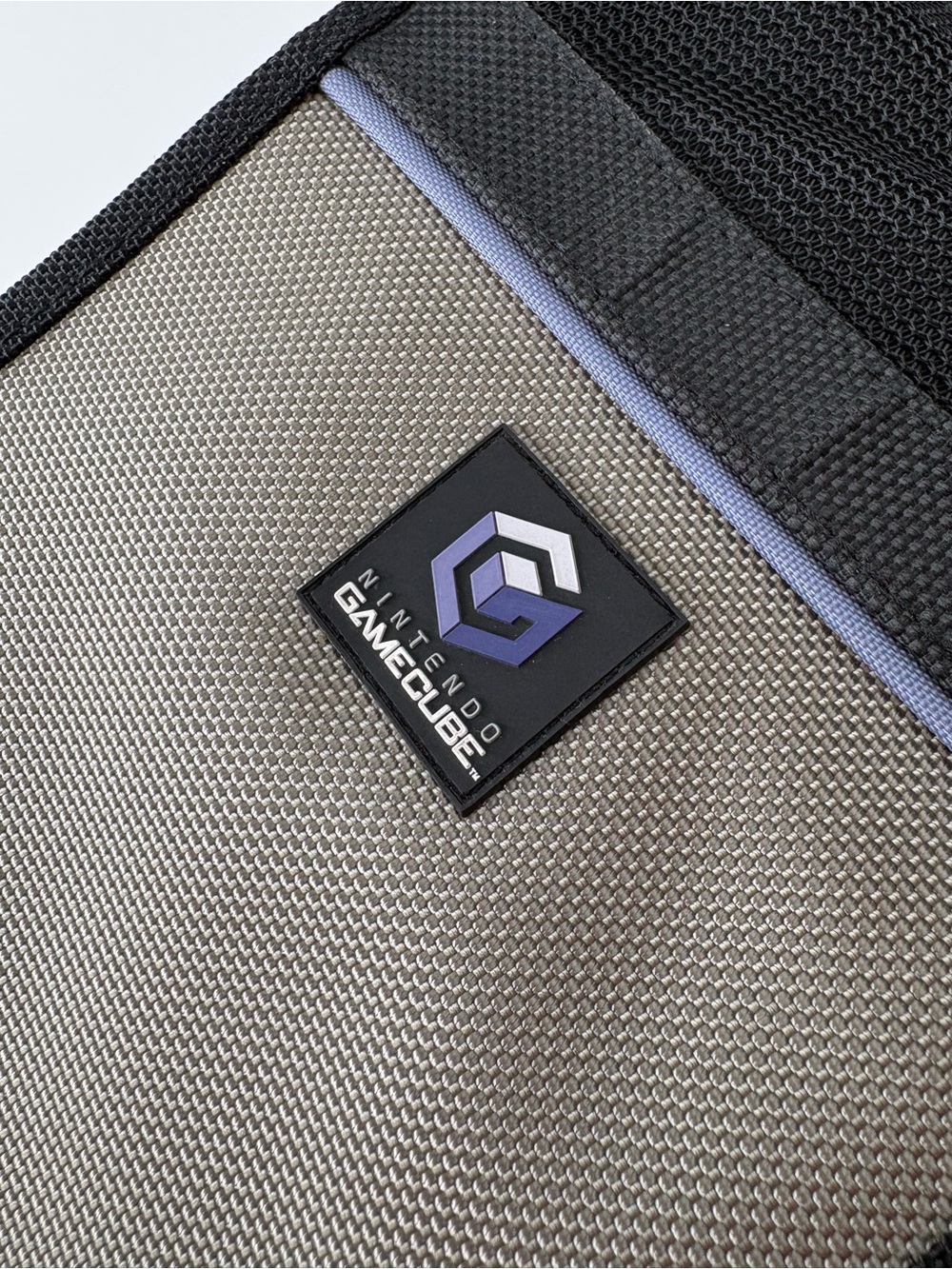 Nintendo GameCube Travel Carrying Case Console Storage Bag Gray Black Vintage